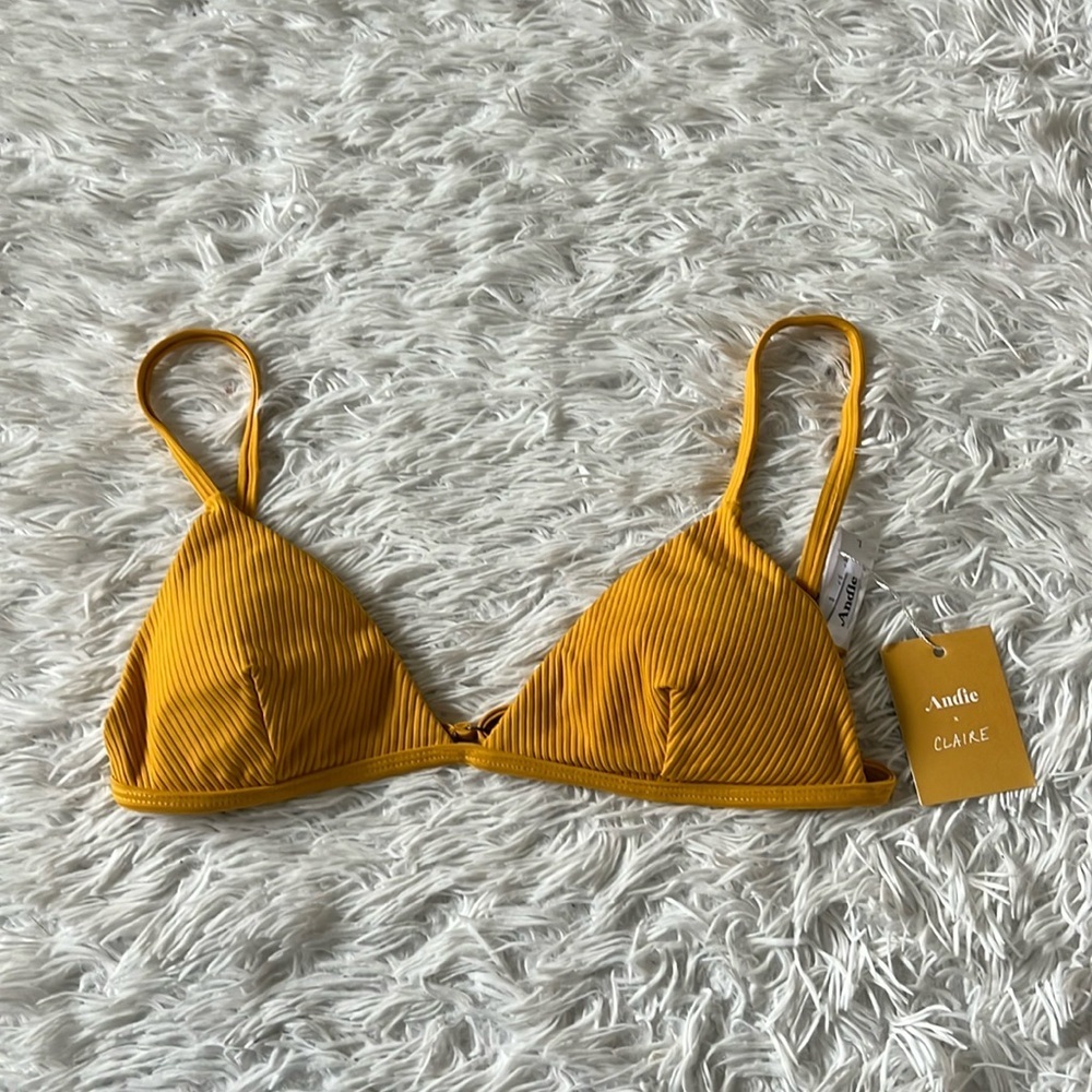 Andie womens The Gold Coast Ribbed bikini Top in Dune size Large